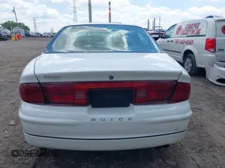 2002 Buick Regal LS с VIN 2G4WB55KX21274885, выставлен на аукционе IAAI как лот 42206272 с пробегом 126 509 миль миль и . История ставок и продаж доступна на DreamBid. Изображение 16.