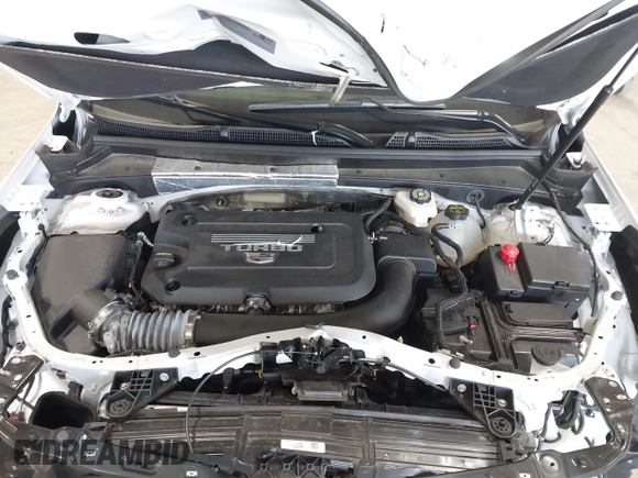 2024 Cadillac XT4 AWD Premium Luxury z VIN 1GYFZDR47RF206465, wystawiony jako IAAI lot #42562562 z przebiegiem 5 951 mil mil oraz . Historia ofert i sprzedaży dostępna na DreamBid. Obrazek 10.