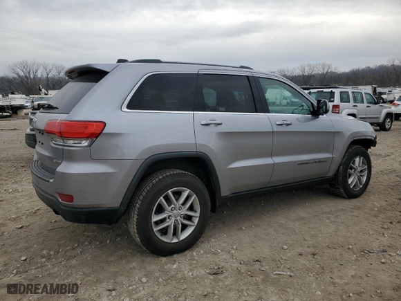 2018 Jeep Grand Cherokee Laredo E with VIN 1C4RJFAGXJC258058, listed as a Copart auction lot 83106674 with 92,457 mi miles and Salvage Title. Bid and sale history available at carsss.com. Image 3.