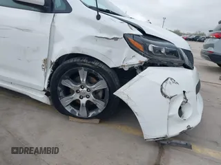 2012 Toyota Sienna SE with VIN 5TDXK3DC8CS276491, listed as a IAAI auction lot 41107014 with 96,266 mi miles. Bid and sale history available at carsss.com. Image 6.
