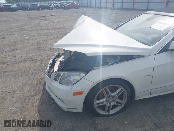 2012 Mercedes-Benz E 350 with VIN WDDKK5KF7CF168095, listed as a IAAI auction lot 41988817 with Not Provided miles and . Bid and sale history available at DreamBid. Image 17.