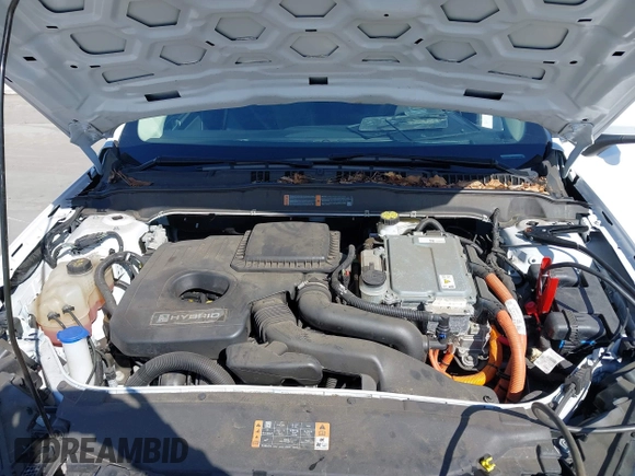 2019 Ford Fusion Hybrid SE with VIN 3FA6P0LU9KR207824, listed as a IAAI auction lot 42153330 with 69,966 mi miles. Bid and sale history available at carsss.com. Image 10.