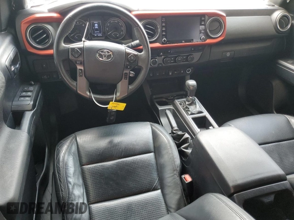 2020 Toyota Tacoma SR5 z VIN 3TMCZ5AN7LM308097, wystawiony jako Copart lot #48548315 z przebiegiem 83 628 mil mil oraz Szkoda całkowita • Salvage title. Historia ofert i sprzedaży dostępna na DreamBid. Obrazek 8.