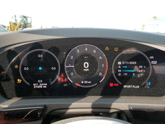 2024 Porsche Cayenne z VIN WP1BA2AY2RDA50764, wystawiony jako Copart lot #44227545 z przebiegiem 21 690 mil mil oraz Szkoda całkowita • Salvage title. Historia ofert i sprzedaży dostępna na DreamBid. Obrazek 9.
