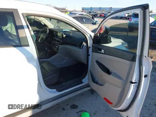 2019 Hyundai Tucson Sport with VIN KM8J33AL1KU838499, listed as a IAAI auction lot 41317832 with 71,594 mi miles. Bid and sale history available at carsss.com. Image 5.