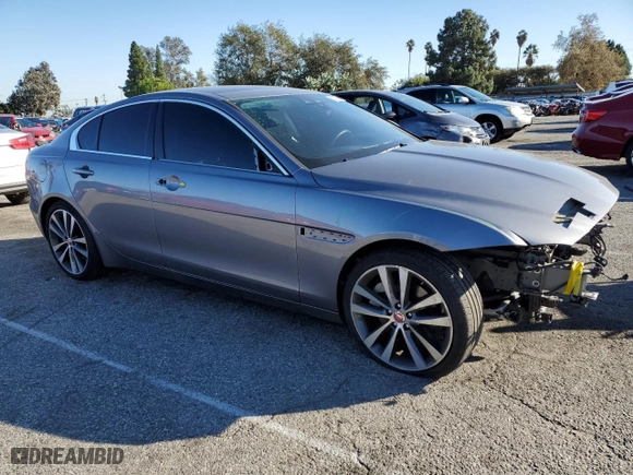 2020 Jaguar XE S with VIN SAJAE4FX5LCP56445, listed as a Copart auction lot 67938752 with 32,106 mi miles. Bid and sale history available at carsss.com. Image 4.