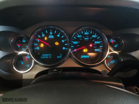 2013 GMC Sierra 1500 SLE with VIN 1GTR2VE77DZ276469, listed as a Copart auction lot 47900465 with 218,729 mi miles and Clean Title. Bid and sale history available at carsss.com. Image 9.