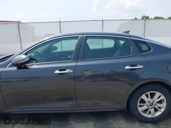 2016 Kia Optima LX with VIN KNAGT4L33G5111199, listed as a IAAI auction lot 42380970 with 97,072 mi miles and . Bid and sale history available at DreamBid. Image 14.