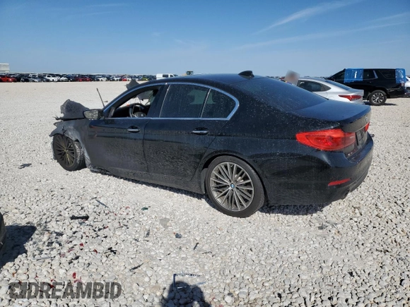 2018 BMW 5 Series 530i z VIN WBAJA5C52JWA38947, wystawiony jako Copart lot #48182405 z przebiegiem Nie podano mil oraz Szkoda całkowita • Salvage title. Historia ofert i sprzedaży dostępna na DreamBid. Obrazek 2.