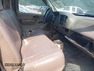 2004 Ford F-150 XL с VIN 2FTRF17234CA47752, выставлен на аукционе IAAI как лот 42628859 с пробегом 255 867 миль миль и . История ставок и продаж доступна на DreamBid. Изображение 8.