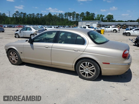 2005 Jaguar S-Type z VIN SAJWA01T65FN42855, wystawiony jako Copart lot #54888685 z przebiegiem 119 881 mil mil oraz Szkody całkowita. Historia ofert i sprzedaży dostępna na DreamBid. Obrazek 2.