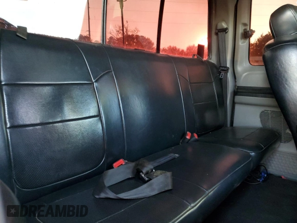 2003 Ford Super Duty F-250 XL with VIN 1FTNX21L93EA00852, listed as a Copart auction lot 84657324 with Not Provided miles and Clean Title. Bid and sale history available at carsss.com. Image 10.