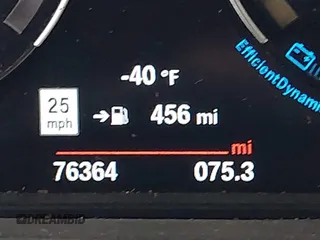 2022 BMW X2 sDrive28i z VIN WBXYH9C08N5U29086, wystawiony jako IAAI lot #42119627 z przebiegiem 76 364 mil mil oraz . Historia ofert i sprzedaży dostępna na DreamBid. Obrazek 16.