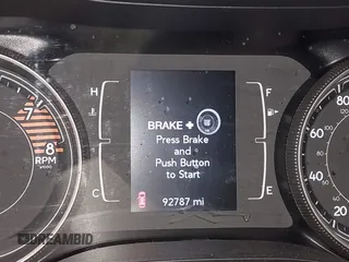 2019 Jeep Cherokee Latitude Plus с VIN 1C4PJMLXXKD315119, выставлен на аукционе IAAI как лот 42111411 с пробегом 92 787 миль миль и . История ставок и продаж доступна на DreamBid. Изображение 15.