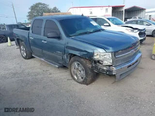 2011 Chevrolet Silverado 1500 LS with VIN 3GCPCREA6BG123232, listed as a IAAI auction lot 41566383 with NaN miles. Bid and sale history available at carsss.com. Image 1.
