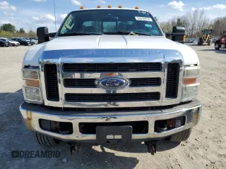 2008 Ford F-350 XL with VIN 1FTWX31598EB71846, listed as a Copart auction lot 54018915 with 196,802 mi miles and Clean Title. Bid and sale history available at DreamBid. Image 5.