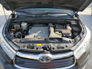 2015 Toyota Highlander Hybrid Limited with VIN 5TDDCRFH1FS012013, listed as a Copart auction lot 58485304 with 186,179 mi miles and Salvage Title. Bid and sale history available at carsss.com. Image 12.