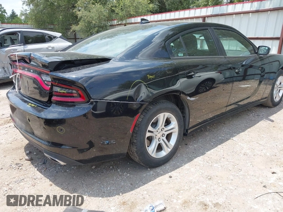 2023 Dodge Charger SXT z VIN 2C3CDXBG0PH564343, wystawiony jako IAAI lot #42351311 z przebiegiem 52 570 mil mil oraz . Historia ofert i sprzedaży dostępna na DreamBid. Obrazek 4.