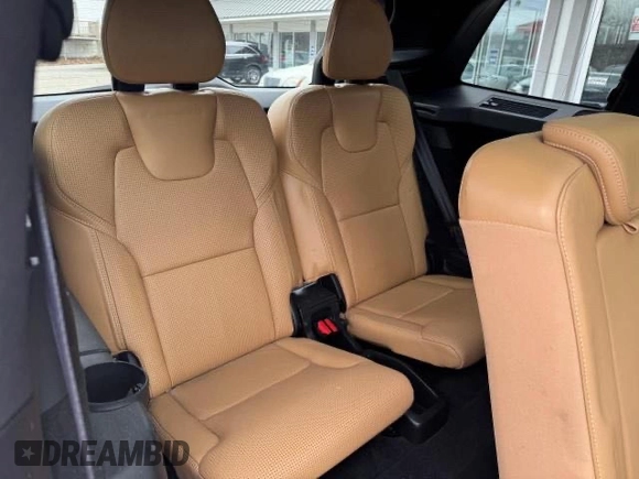 2017 Volvo XC90 Inscription with VIN YV4A22PL5H1131633, listed as a Copart auction lot 53625945 with 192,154 mi miles and Clean Title. Bid and sale history available at carsss.com. Image 9.