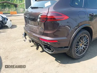 2017 Porsche Cayenne with VIN WP1AA2A21HKA88424, listed as a IAAI auction lot 42475713 with 121,942 mi miles and . Bid and sale history available at DreamBid. Image 19.