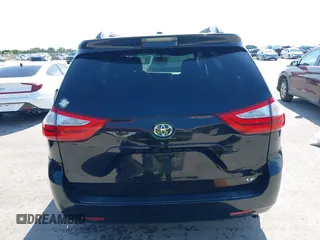 2015 Toyota Sienna LE AAS z VIN 5TDKK3DC0FS613377, wystawiony jako IAAI lot #42214127 z przebiegiem 135 836 mil mil oraz . Historia ofert i sprzedaży dostępna na DreamBid. Obrazek 17.