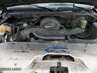 2002 Chevrolet Tahoe LT with VIN 1GNEC13ZX2R170031, listed as a Copart auction lot 88728135 with 370,496 mi miles and Salvage Title. Bid and sale history available at carsss.com. Image 12.