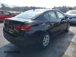 2020 Nissan Versa S z VIN 3N1CN8DV3LL873786, wystawiony jako IAAI lot #41793552 z przebiegiem 57 278 mil mil oraz . Historia ofert i sprzedaży dostępna na DreamBid. Obrazek 4.