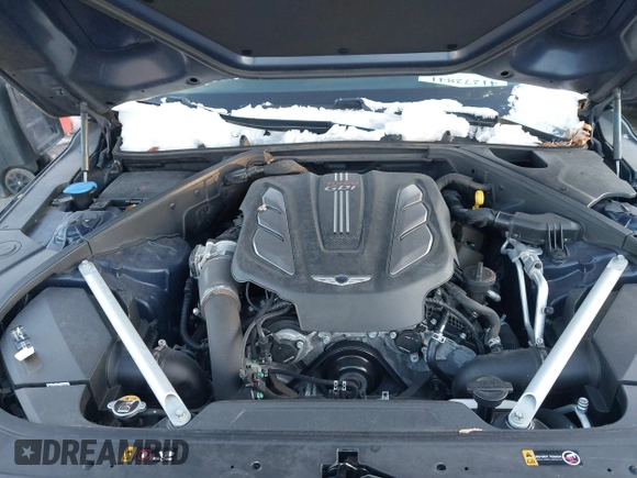 2018 Genesis G90 3.3T Premium with VIN KMHG34JA5JU043341, listed as a IAAI auction lot 41272841 with 33,527 mi miles. Bid and sale history available at carsss.com. Image 10.
