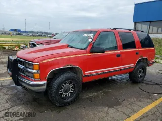 1999 Chevrolet Tahoe Z71 with VIN 1GNEK13R9XJ476615, listed as a Copart auction lot 61312114 with 174,729 mi miles and Clean Title. Bid and sale history available at carsss.com. Image 1.