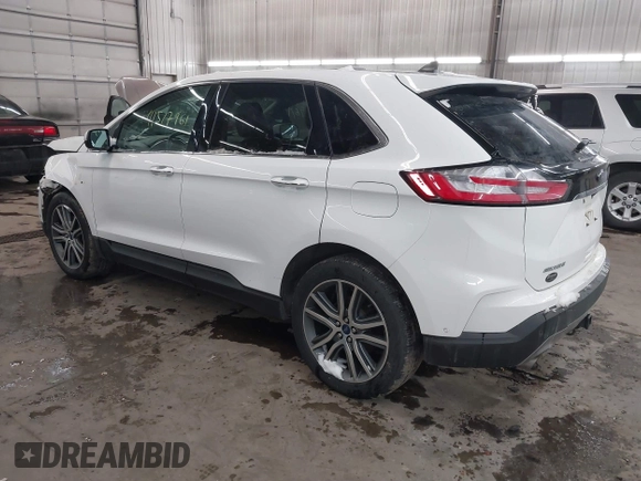 2020 Ford Edge Titanium with VIN 2FMPK4K96LBB31461, listed as a IAAI auction lot 41517961 with 140,018 mi miles. Bid and sale history available at carsss.com. Image 3.