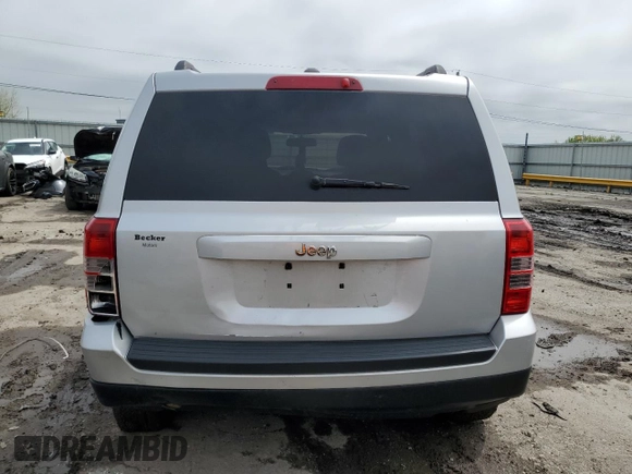 2011 Jeep Patriot Sport с VIN 1J4NT1GA2BD264134, выставлен на аукционе Copart как лот 55462375 с пробегом 156 913 миль миль и Списание • Salvage title. История ставок и продаж доступна на DreamBid. Изображение 6.