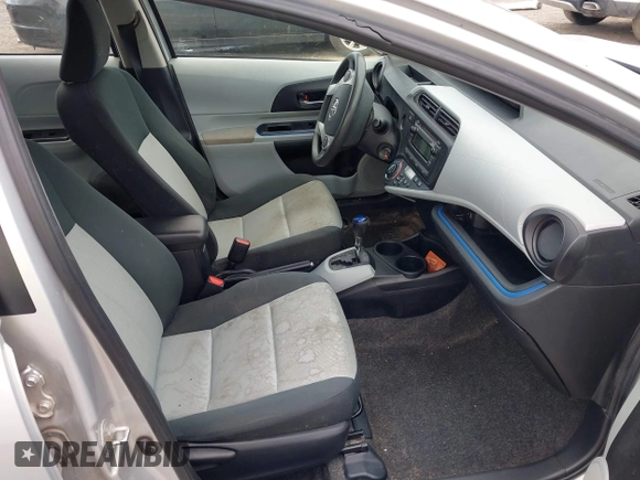 2012 Toyota Prius One z VIN JTDKDTB31C1515979, wystawiony jako IAAI lot #42113818 z przebiegiem 184 528 mil mil oraz . Historia ofert i sprzedaży dostępna na DreamBid. Obrazek 5.
