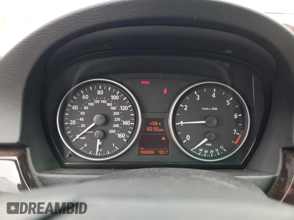 2006 BMW 3 Series 325xi with VIN WBAVD135X6KT80501, listed as a Copart auction lot 51793395 with 95,809 mi miles and Salvage Title. Bid and sale history available at DreamBid. Image 9.