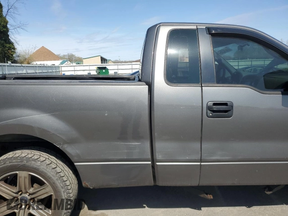 2005 Ford F-150 XL with VIN 1FTRF12215NB69528, listed as a Copart auction lot 51614365 with 160,349 mi miles and Salvage title. Bid and sale history available at DreamBid. Image 10.