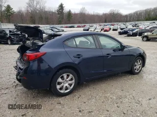 2015 Mazda 3 i SV z VIN JM1BM1T79F1263005, wystawiony jako Copart lot #52374195 z przebiegiem 58 186 mil mil oraz Czysty tytuł • Clean title. Historia ofert i sprzedaży dostępna na DreamBid. Obrazek 3.