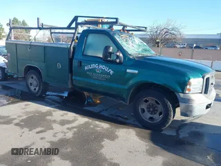 2005 Ford F-350 XL with VIN 1FDSF34585EA17178, listed as a IAAI auction lot 41501503 with 208,442 mi miles and . Bid and sale history available at DreamBid. Image 1.