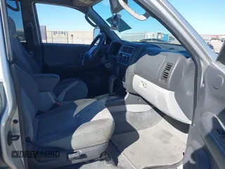 2003 Mitsubishi Montero Sport ES with VIN JA4LS21H23J002736, listed as a IAAI auction lot 41663572 with 235,704 mi miles. Bid and sale history available at carsss.com. Image 5.