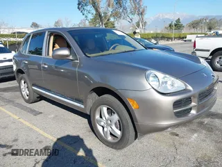 2005 Porsche Cayenne with VIN WP1AA29P35LA25539, listed as a IAAI auction lot 41653826 with 162,439 mi miles. Bid and sale history available at carsss.com. Image 1.