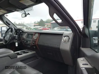 2012 Ford F-250 XL с VIN 1FT7W2B69CED13856, выставлен на аукционе IAAI как лот 42019772 с пробегом 167 645 миль миль и . История ставок и продаж доступна на DreamBid. Изображение 5.