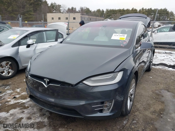 2016 Tesla Model X 70D with VIN 5YJXCAE2XGF014165, listed as a IAAI auction lot 41474490 with 112,967 mi miles. Bid and sale history available at carsss.com. Image 16.