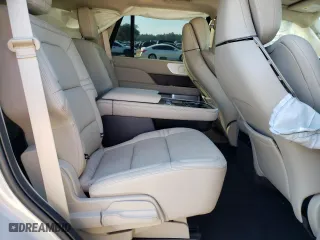 2021 Lincoln Navigator Reserve with VIN 5LMJJ2LT2MEL11448, listed as a Copart auction lot 88820385 with 42,476 mi miles and Salvage Title. Bid and sale history available at carsss.com. Image 11.