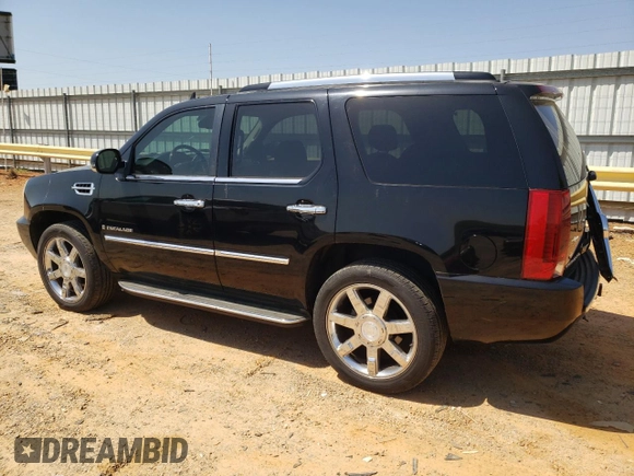 2007 Cadillac Escalade with VIN 1GYFK638X7R264917, listed as a Copart auction lot 53669295 with 165,804 mi miles and Salvage Title. Bid and sale history available at carsss.com. Image 2.