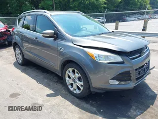 2014 Ford Escape Titanium с VIN 1FMCU0J90EUC74504, выставлен на аукционе IAAI как лот 42678194 с пробегом 175 894 миль миль и . История ставок и продаж доступна на DreamBid. Изображение 1.