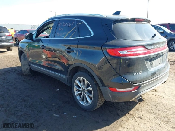 2015 Lincoln MKC with VIN 5LMCJ2A93FUJ42565, listed as a IAAI auction lot 41760265 with 82,812 mi miles. Bid and sale history available at carsss.com. Image 3.