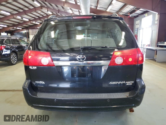 2010 Toyota Sienna XLE with VIN 5TDDK4CC7AS028210, listed as a Copart auction lot 65343295 with 172,206 mi miles and Clean title. Bid and sale history available at DreamBid. Image 6.