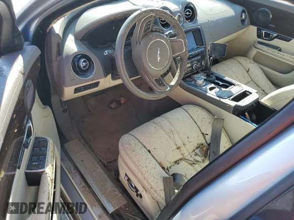 2016 Jaguar XJ R-Sport with VIN SAJWJ1CD3G8V99940, listed as a Copart auction lot 76345234 with Not provided miles and Salvage title. Bid and sale history available at DreamBid. Image 8.