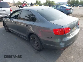 2012 Volkswagen Jetta SE with VIN 3VWDP7AJ8CM330366, listed as a IAAI auction lot 41450611 with 256,079 mi miles and . Bid and sale history available at DreamBid. Image 3.