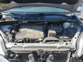 2016 Toyota Sienna XLE с VIN 5TDYK3DC9GS718138, выставлен на аукционе Copart как лот 57137635 с пробегом 105 384 миль миль и Списание • Salvage title. История ставок и продаж доступна на DreamBid. Изображение 12.
