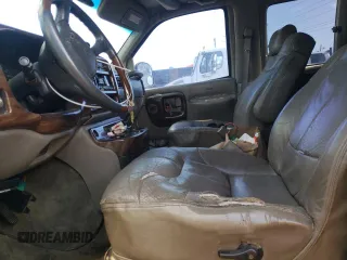 2000 GMC Savana with VIN 1GDFG15RXY1219889, listed as a Copart auction lot 76055684 with 129,427 mi miles and Salvage Title. Bid and sale history available at carsss.com. Image 7.