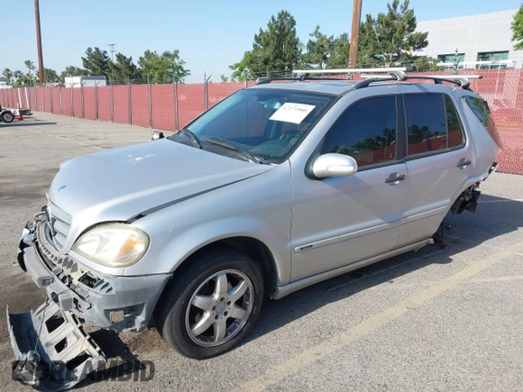 2004 Mercedes-Benz M 350 with VIN 4JGAB57E84A501744, listed as a IAAI auction lot 42271880 with 183,498 mi miles and . Bid and sale history available at DreamBid. Image 16.